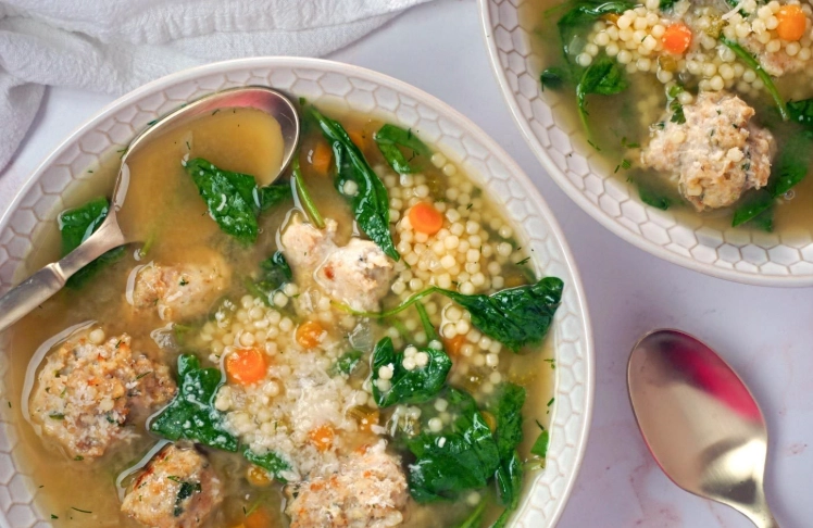 What pasta is best for Italian wedding soup?