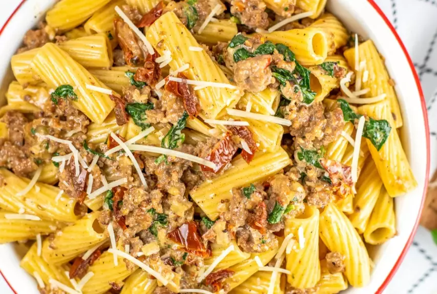 spicy italian sausage pasta