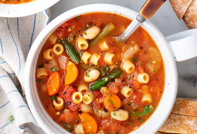 vegetarian minestrone soup