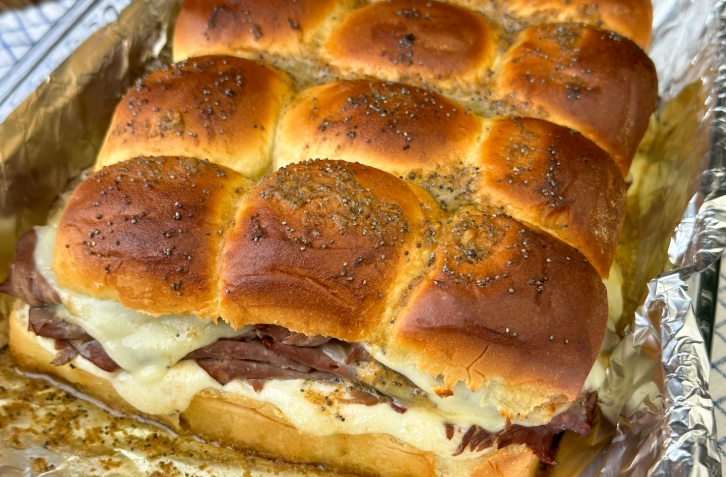 Hawaiian roll sliders Hawaiian roll sliders