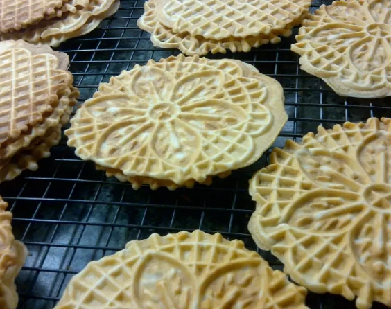 how to make pizzelle