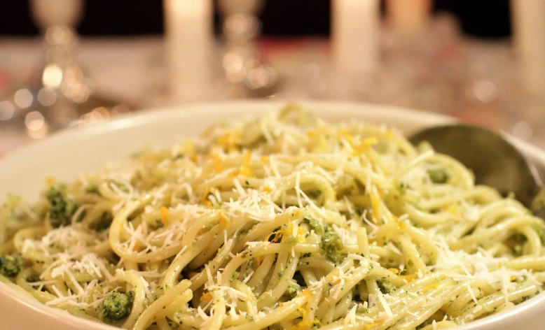 Italian pasta sauce without tomatoes