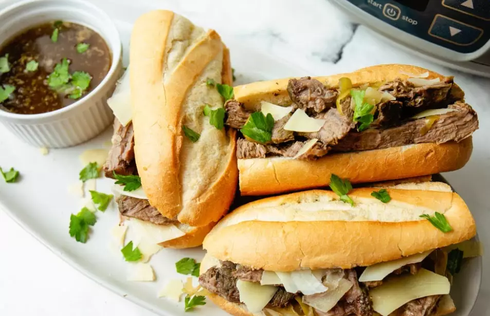 Italian beef sandwich