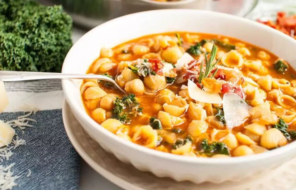 Tuscan bean soup