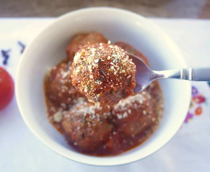 Italian meatball sauce Italian meatball sauce